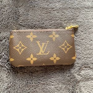 LV monogram key pouch brand new 100% authentic